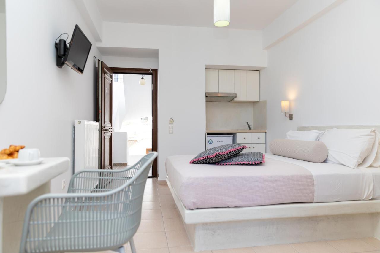 Depis Place And Naxos City
