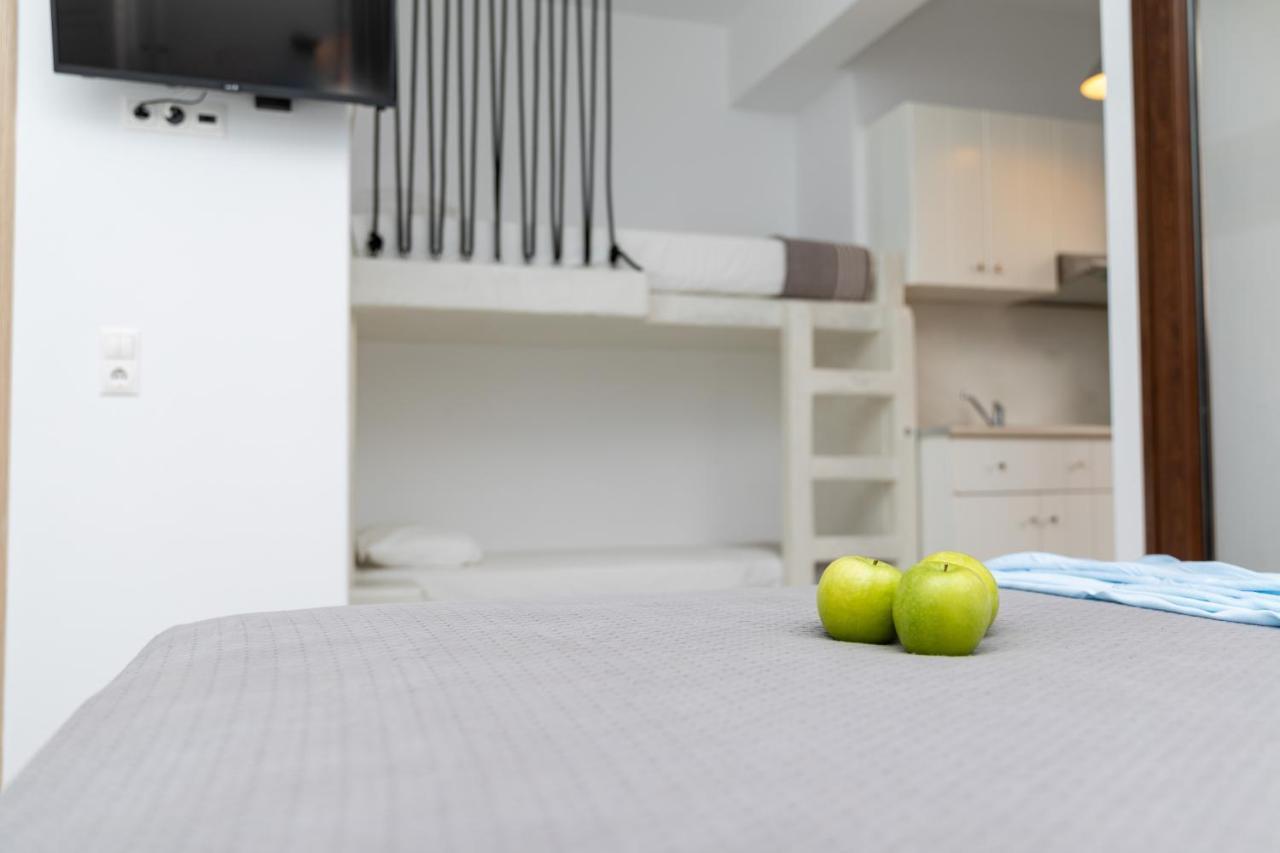 Apartment Depis Place And *