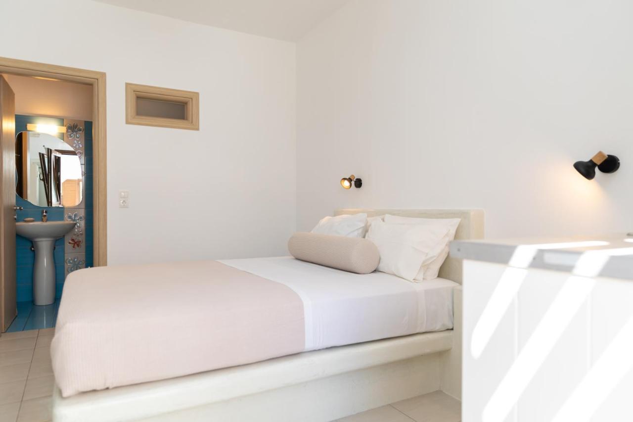 Depis Place And Apartment Naxos City
