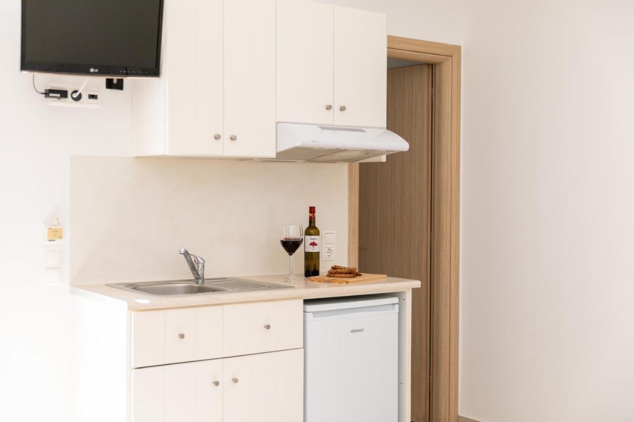 Depis Place And Apartment Naxos City