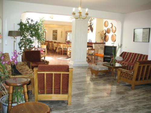 Athina 3*