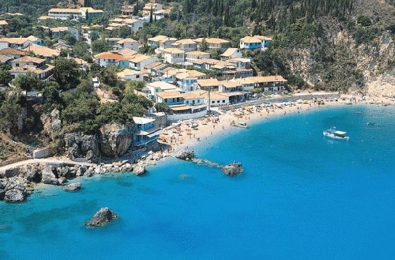 Eolos With Private Parking Apartment
