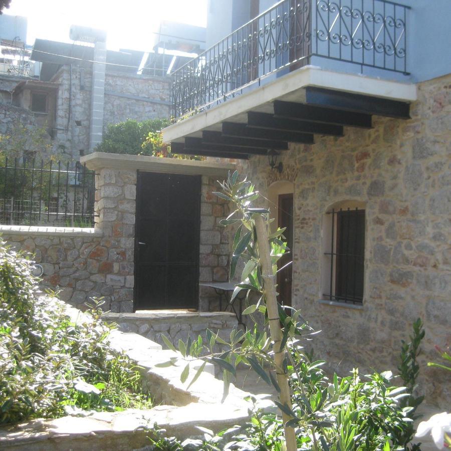 Traditional Ianthe Hotel 3*