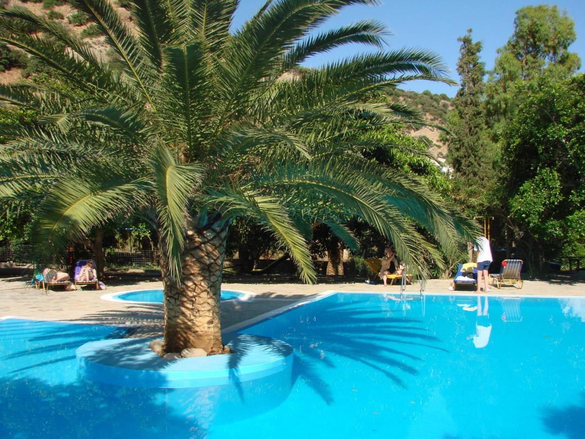 Neos Ikaros Hotel