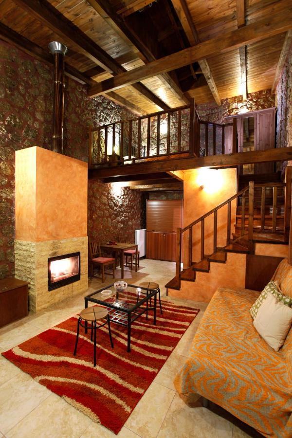 Guest house Paliokastro