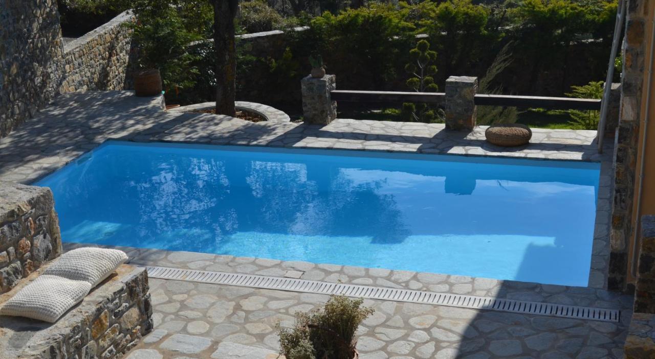 Holiday home Evia Family House Nerotrivia