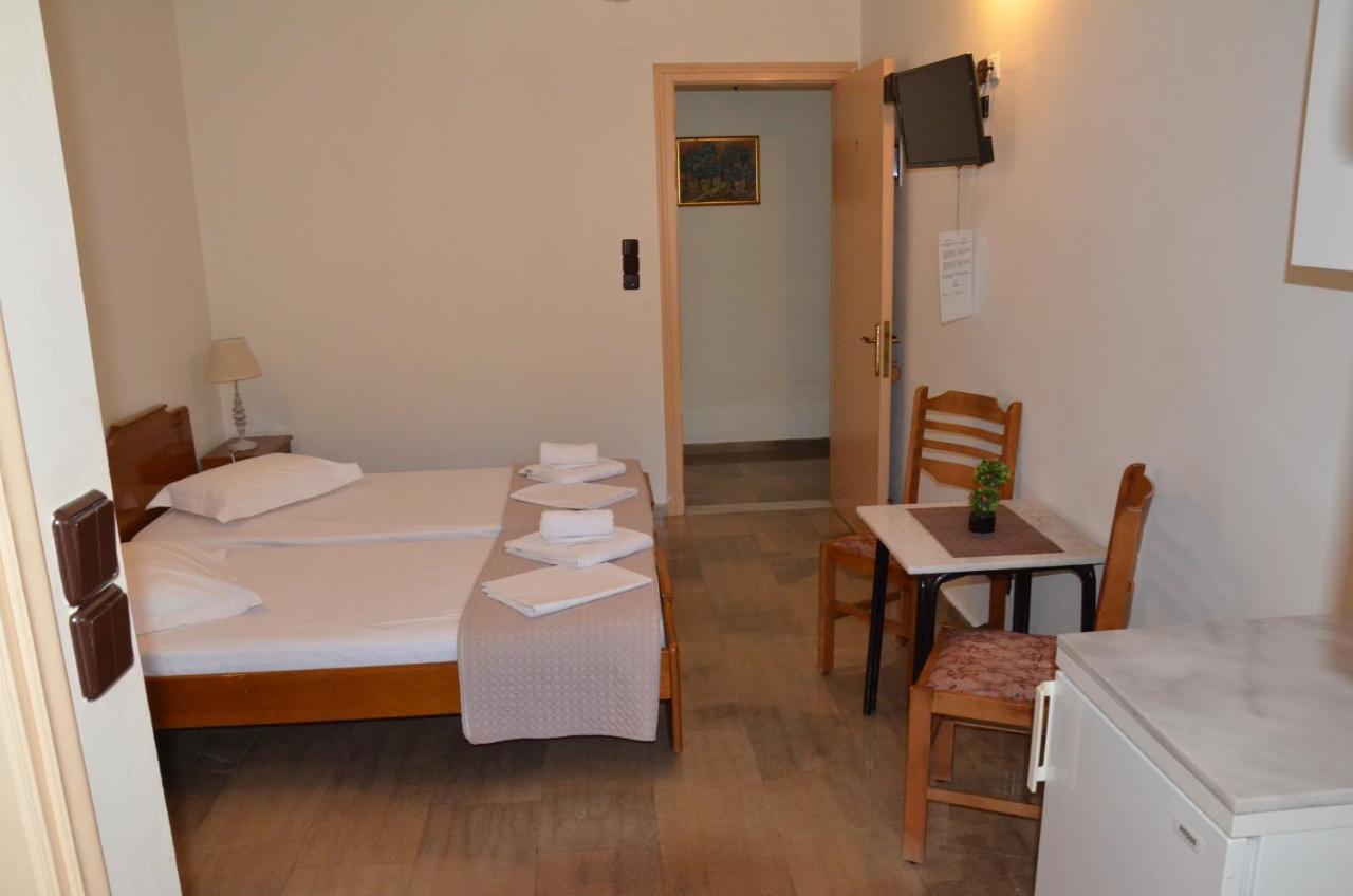 Aparthotel Petros