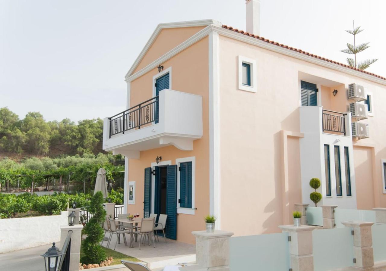 Peonia And Ortansia - Few Steps From The * Panormos (Crete)