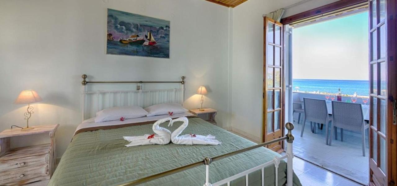 Angela, Seafront Apartments, Almiros Apartment *