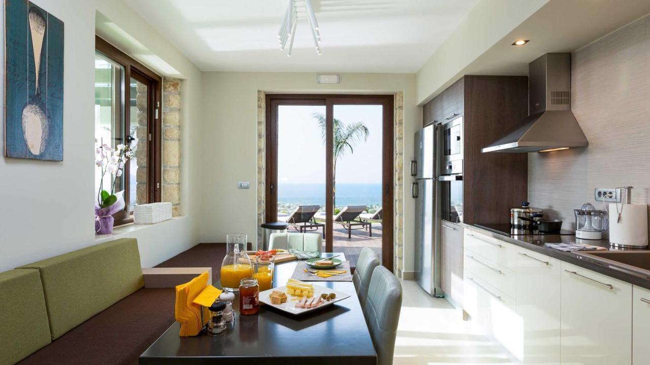 Emilia I Luxury, Amazing Seaview, Next To The Town Kissamos