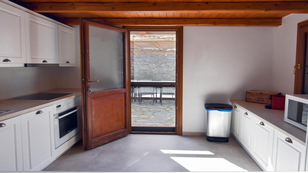 Holiday home Stone With A Sea Water Swimming Pool And A Sea And Sunset View