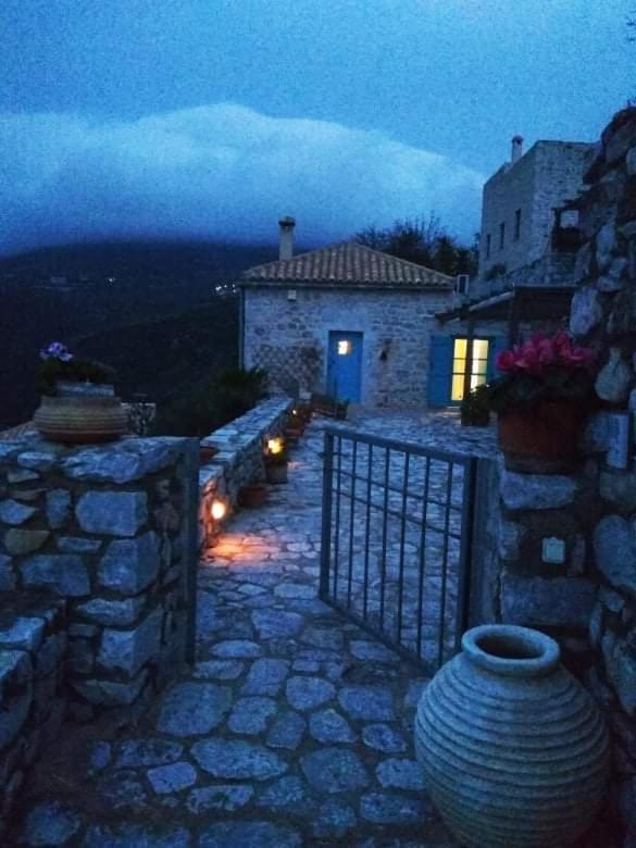Smaragda Country house