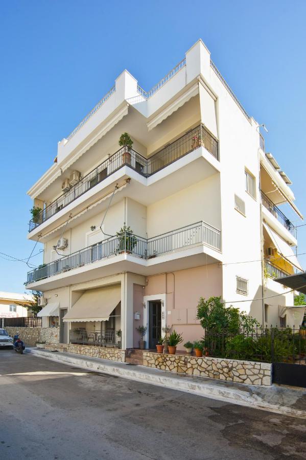 Luxury Seafront House Nearby Delphi *