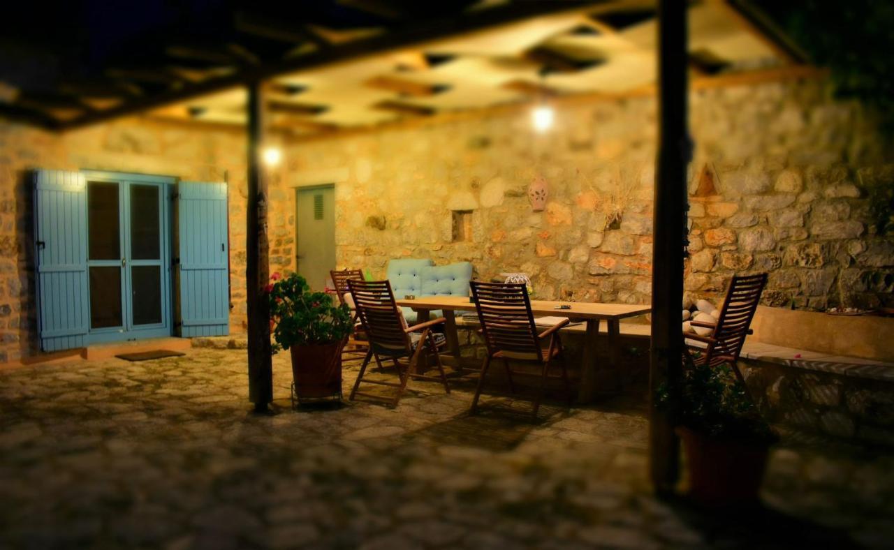Smaragda Country house Limeni