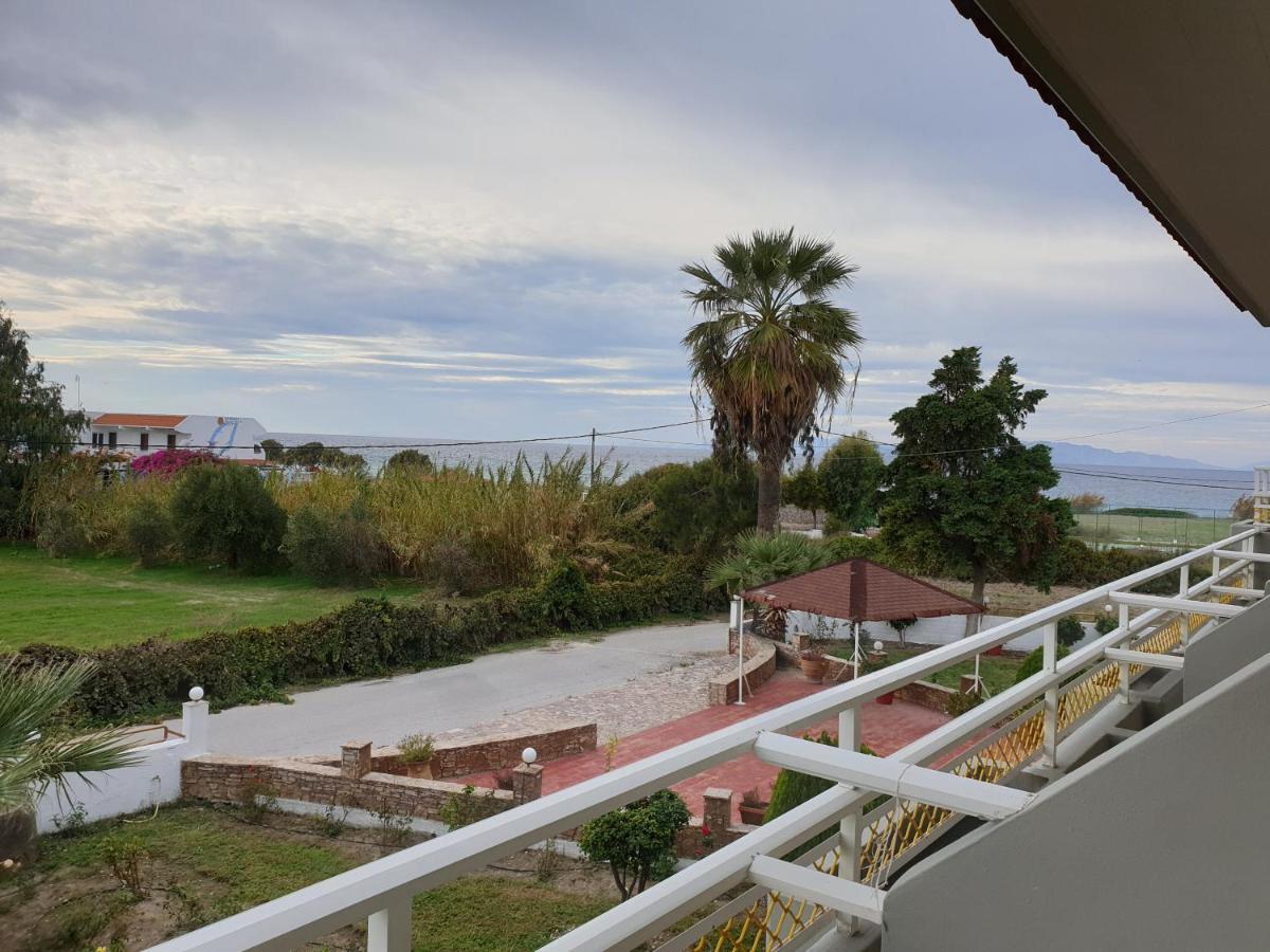 Asterias Bay-theologos 3*