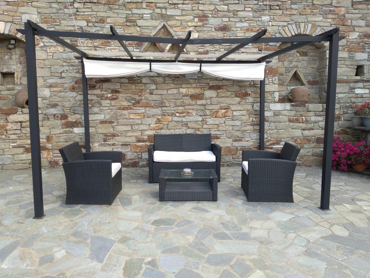 Eri To Let Guest house Raches (Ikaria)