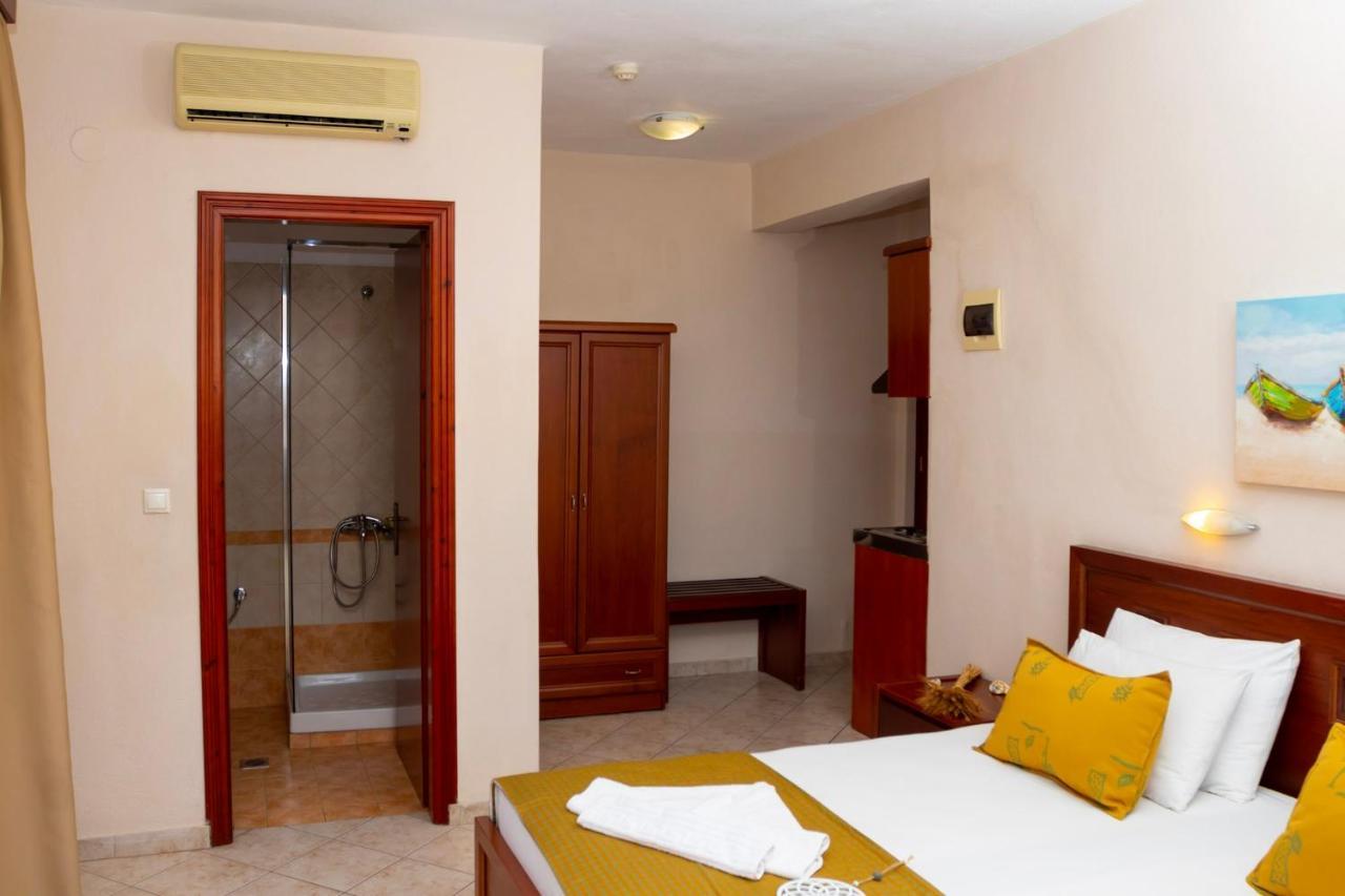 Dimitria Hotel