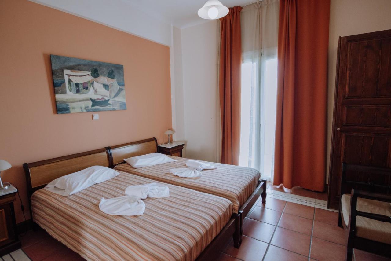 Golden View 3* Poros Town
