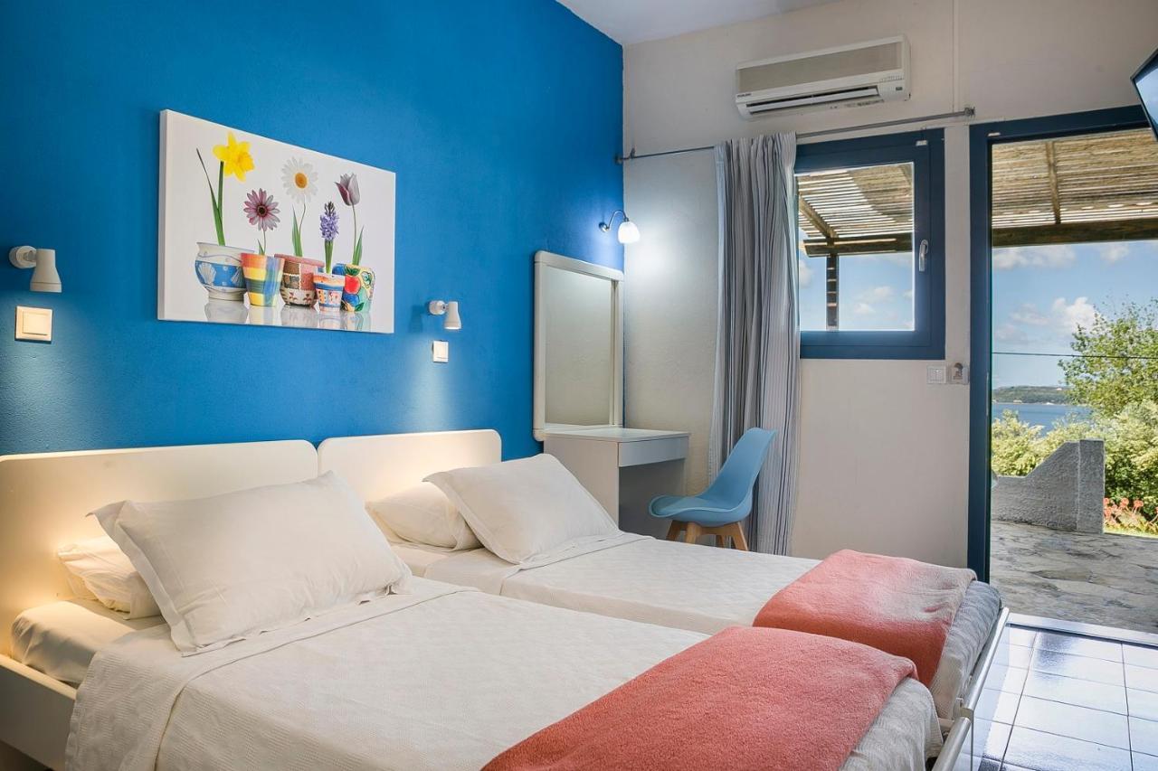 Metaxatos Aparthotel