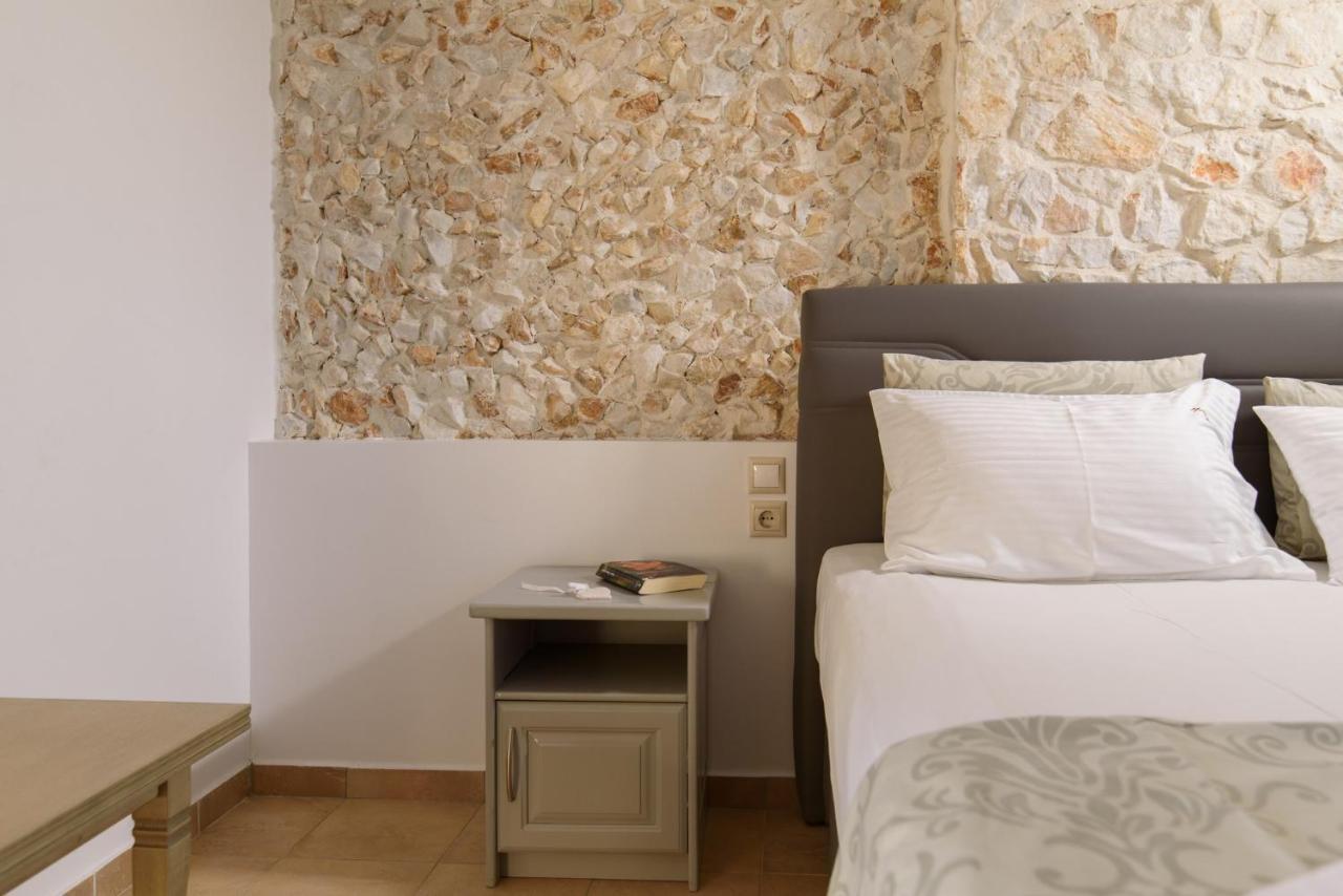 Maistrali 2 Bed & Breakfast *