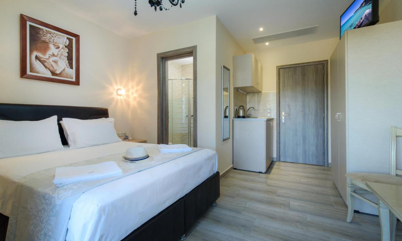 Maistrali 2 Bed & Breakfast Sarti
