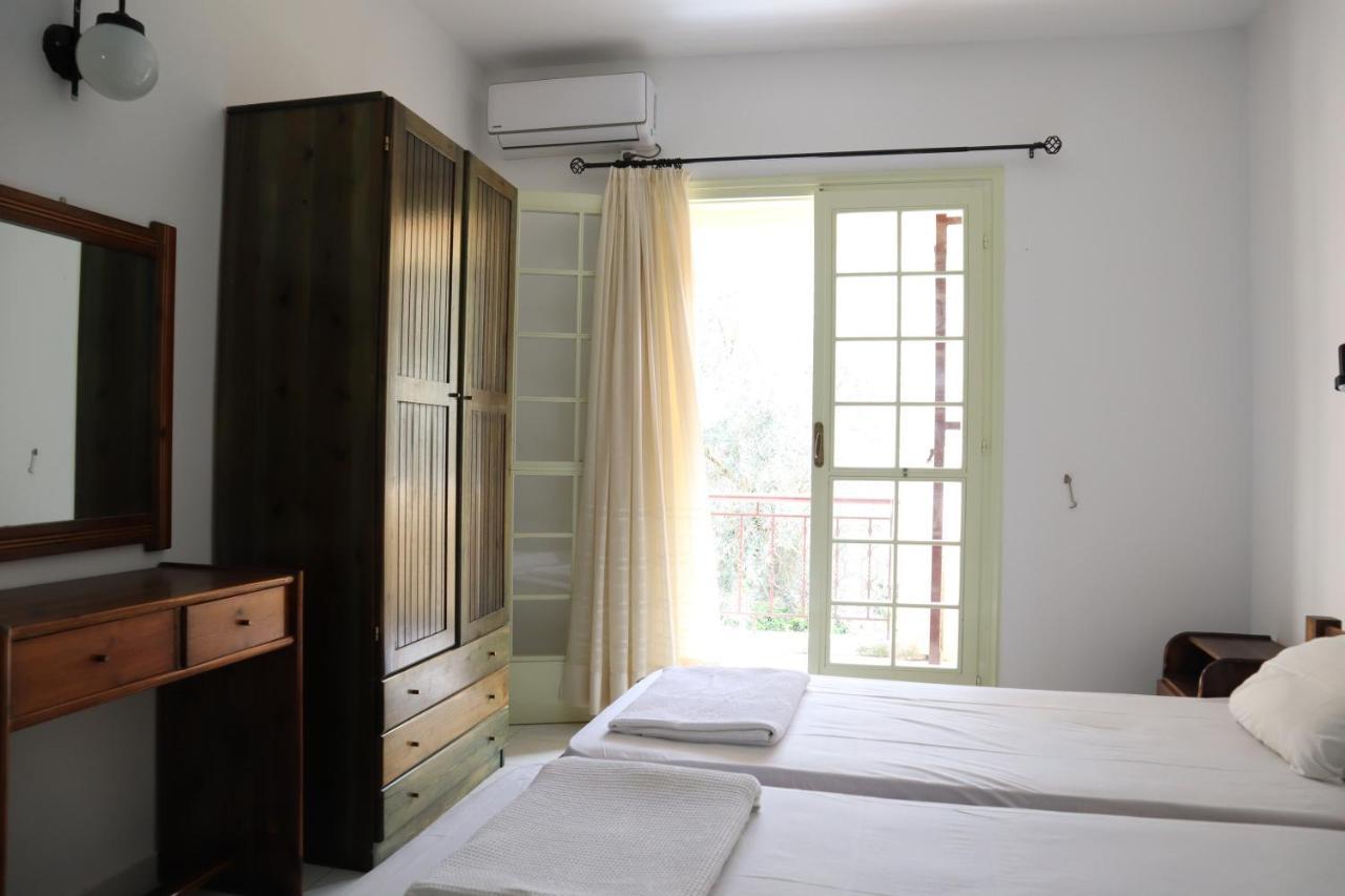 Camelia Aparthotel