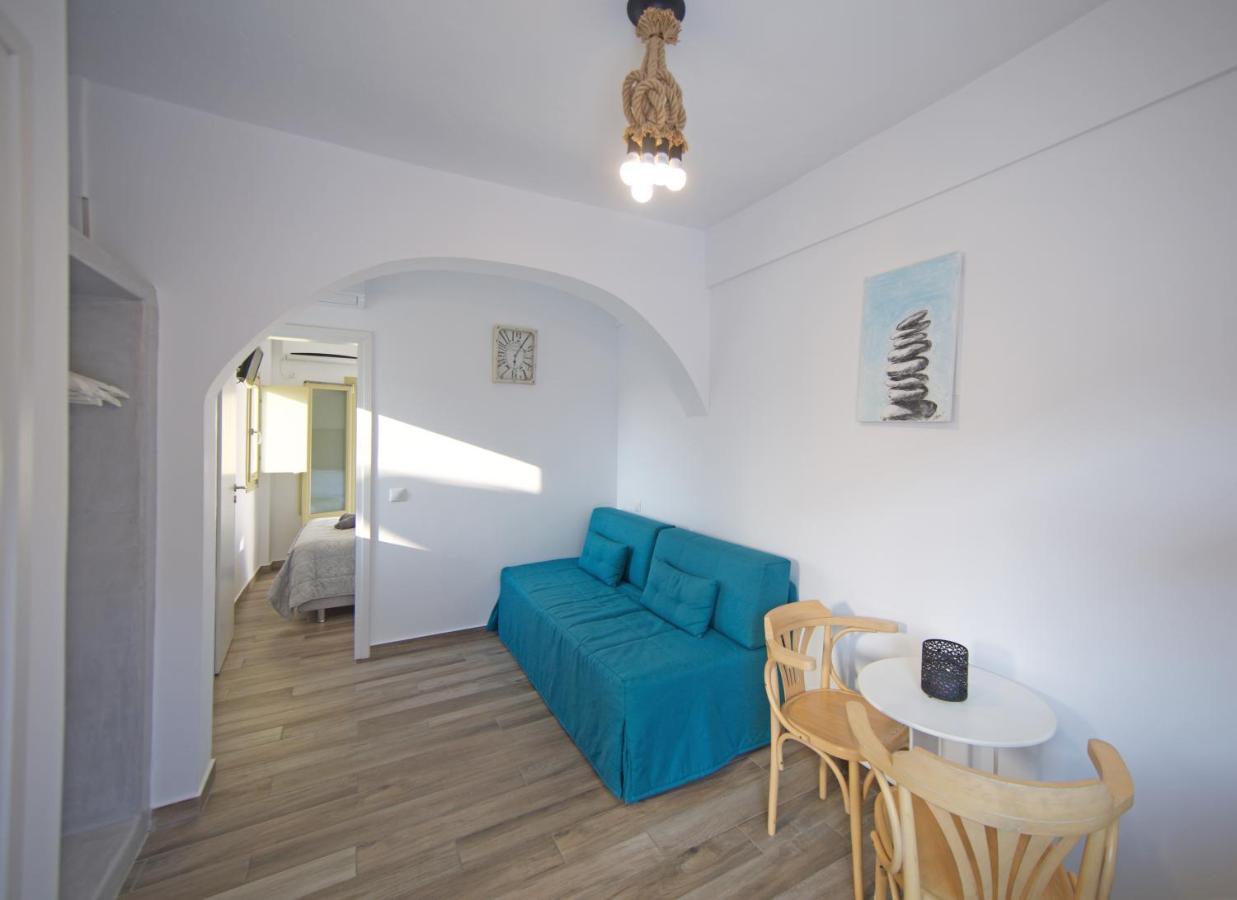 Apartment Diasino And Car Katapola