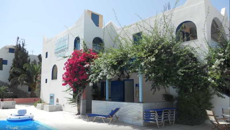 Hotel Limnes