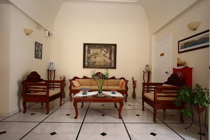 Santellini 3* Kamari (Santorini)