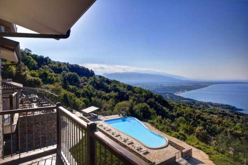 Dohos Boutique Hotel