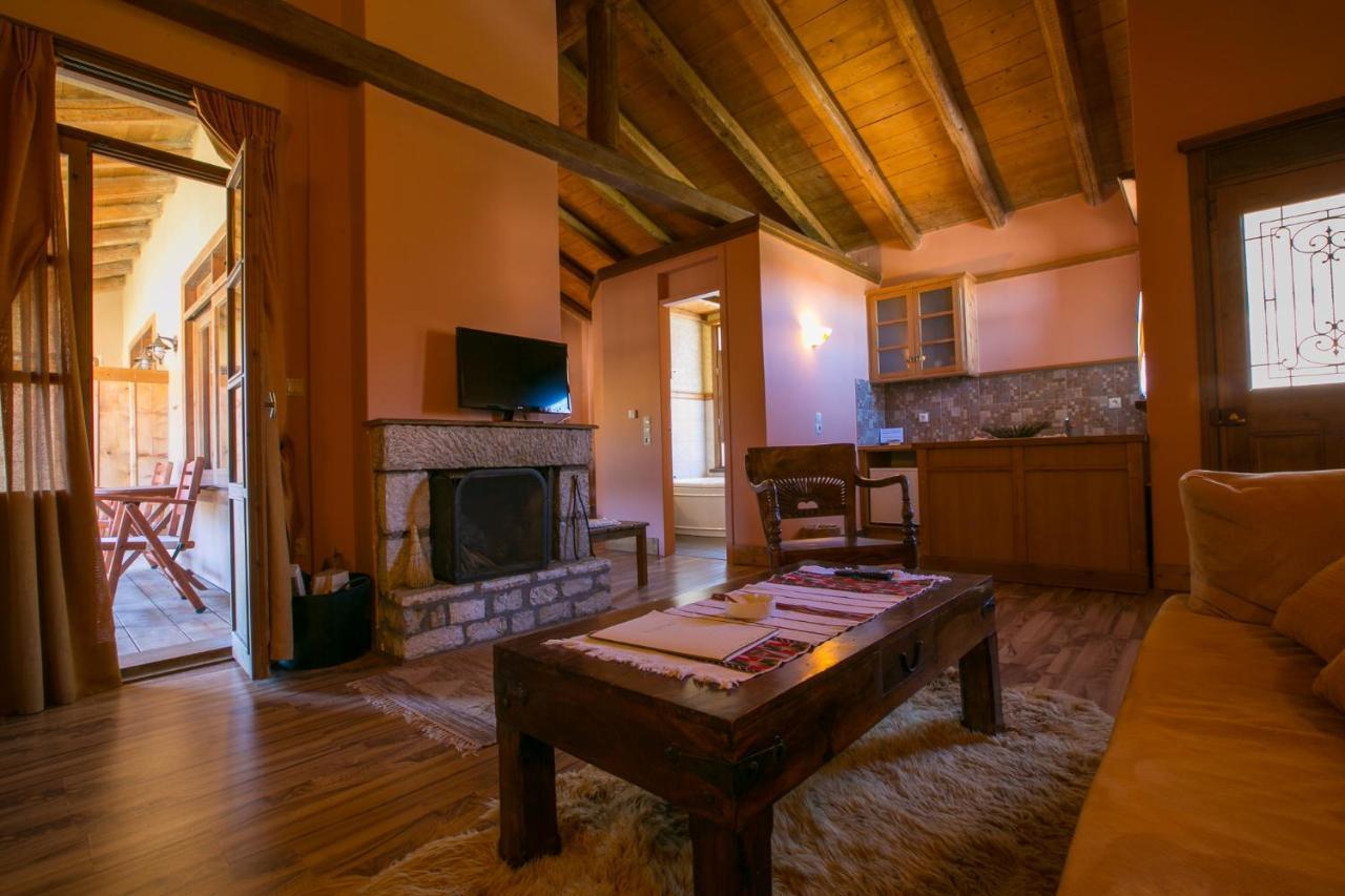 House 3* Vytina