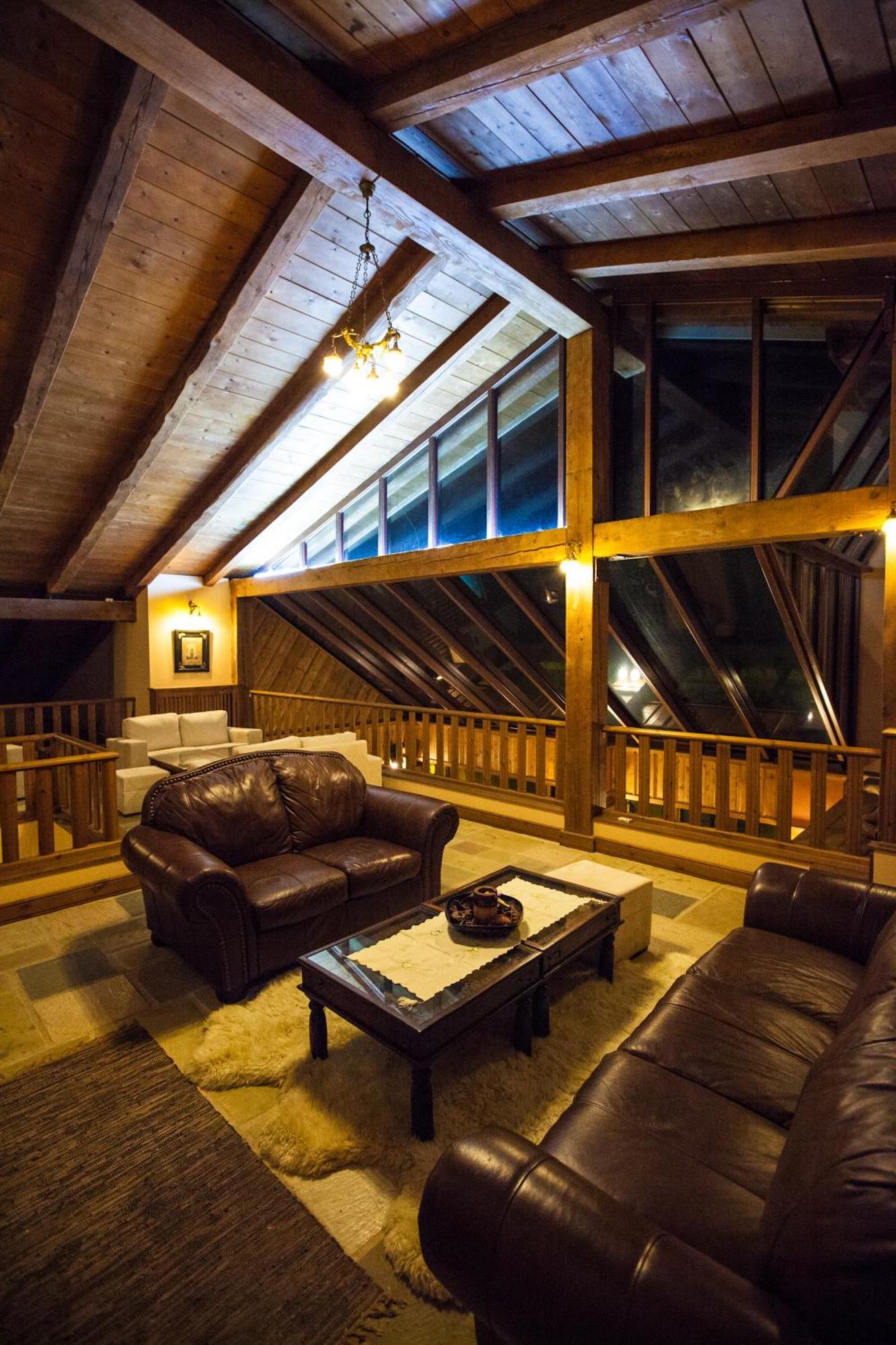 House 3*