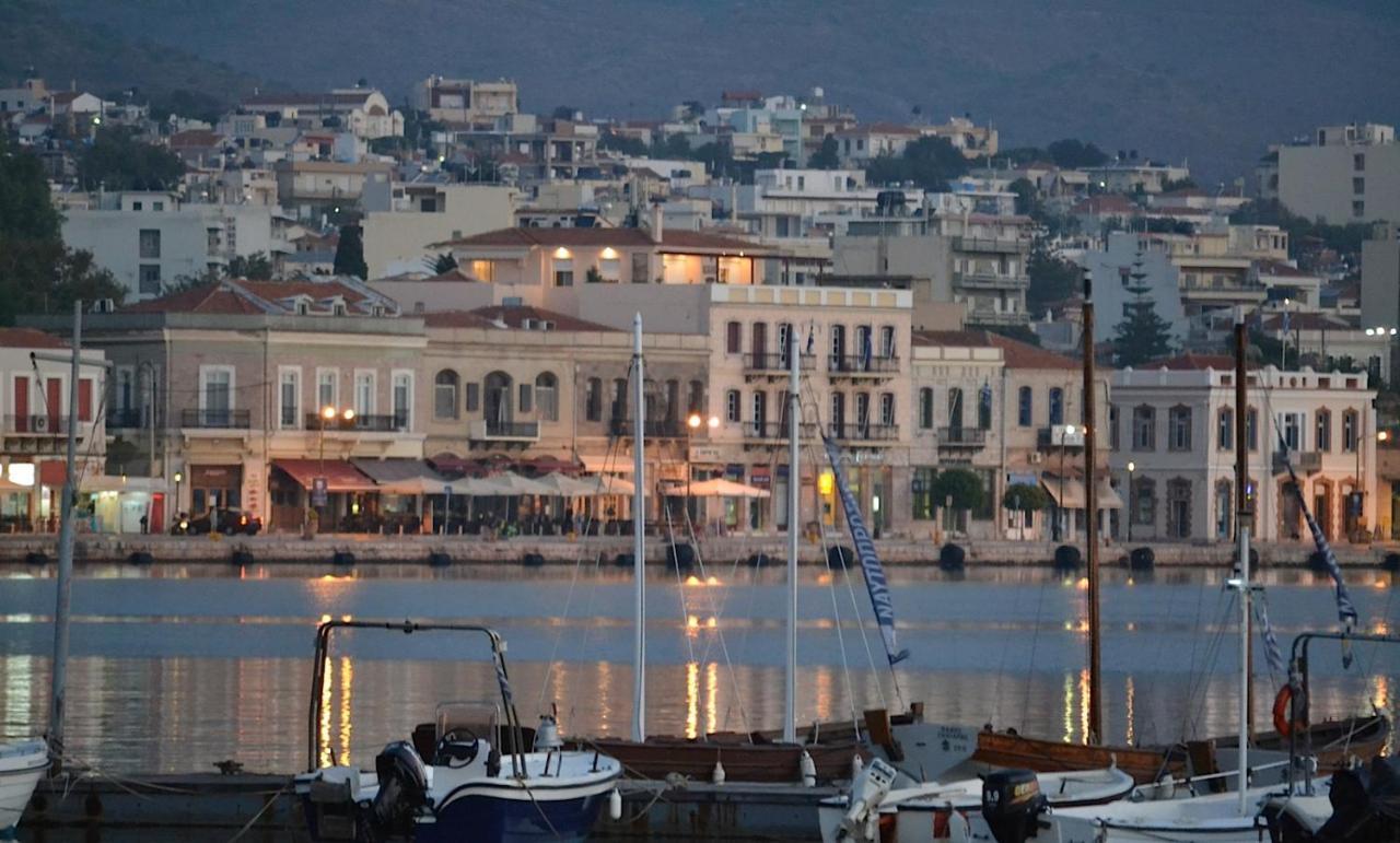 Filoxenia * Chios Town