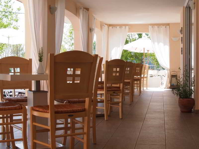 Ammos Bay Hotel
