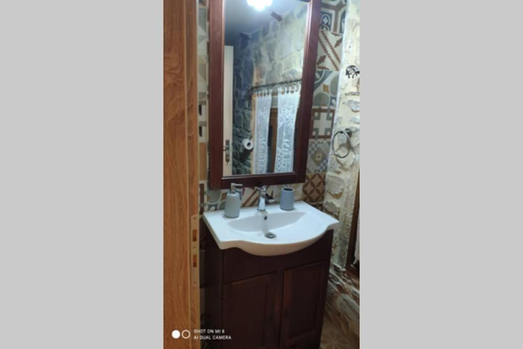 Stonehouse Olivelia - Afrathias Apartment Tympaki