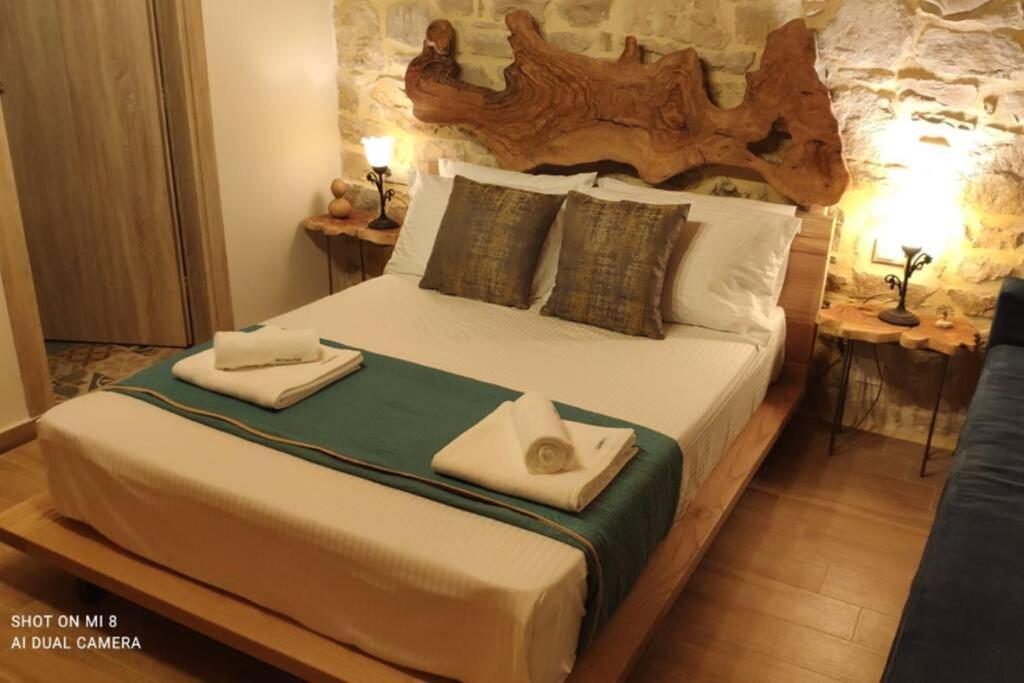 Apartment Stonehouse Olivelia - Afrathias *