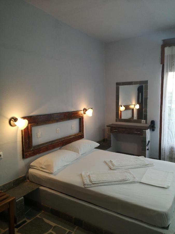 Arleta's Sunny Guest house