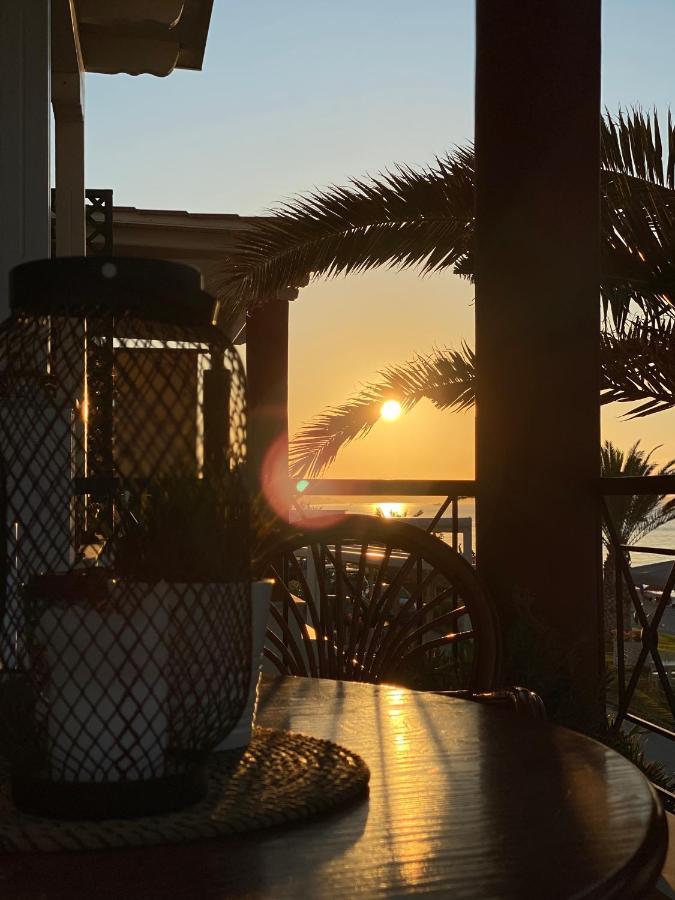 Seafront Maisonette *