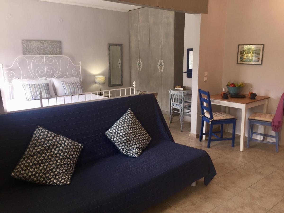 Apartment Paxos Bonzai *