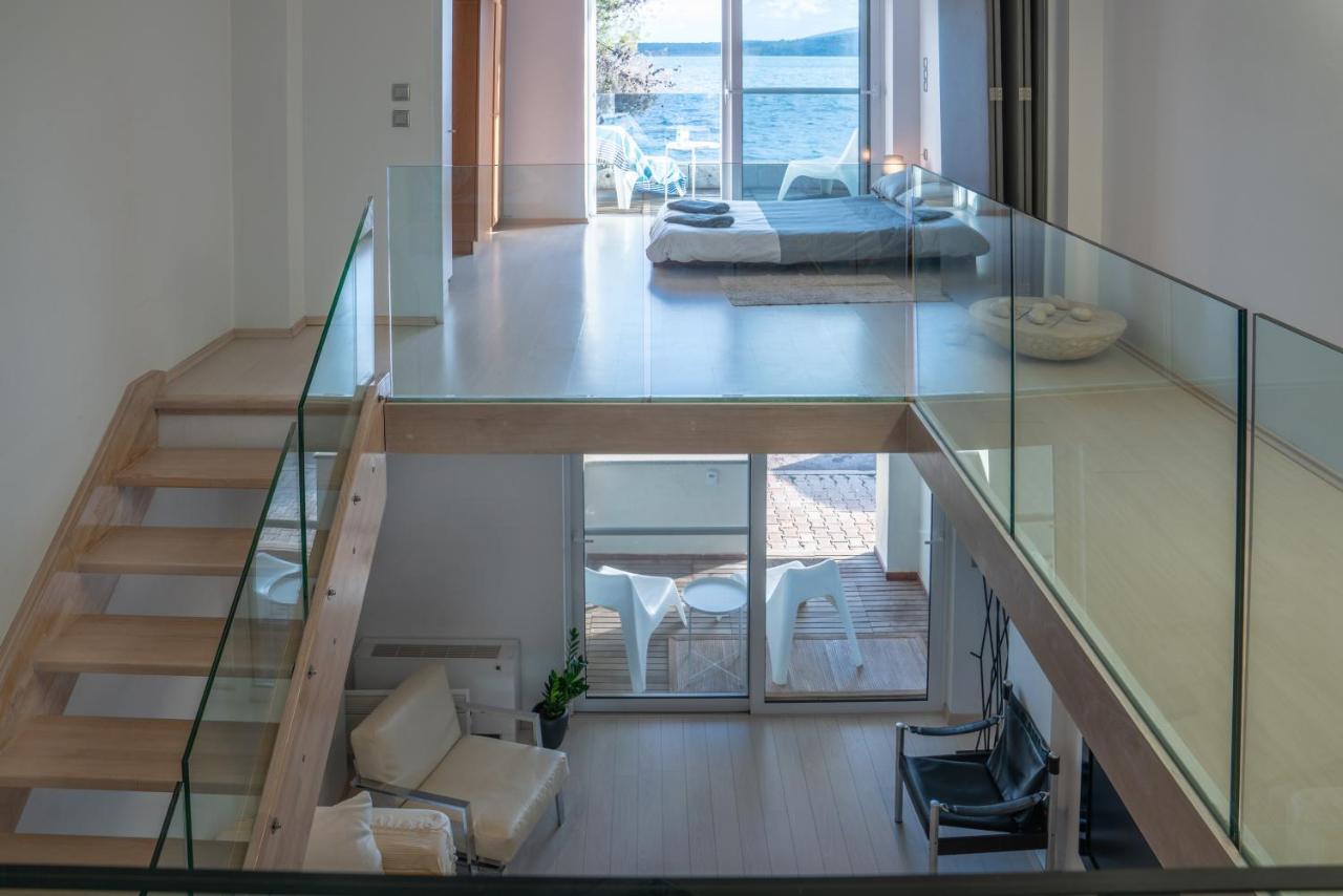 Seaside Maisonette In *