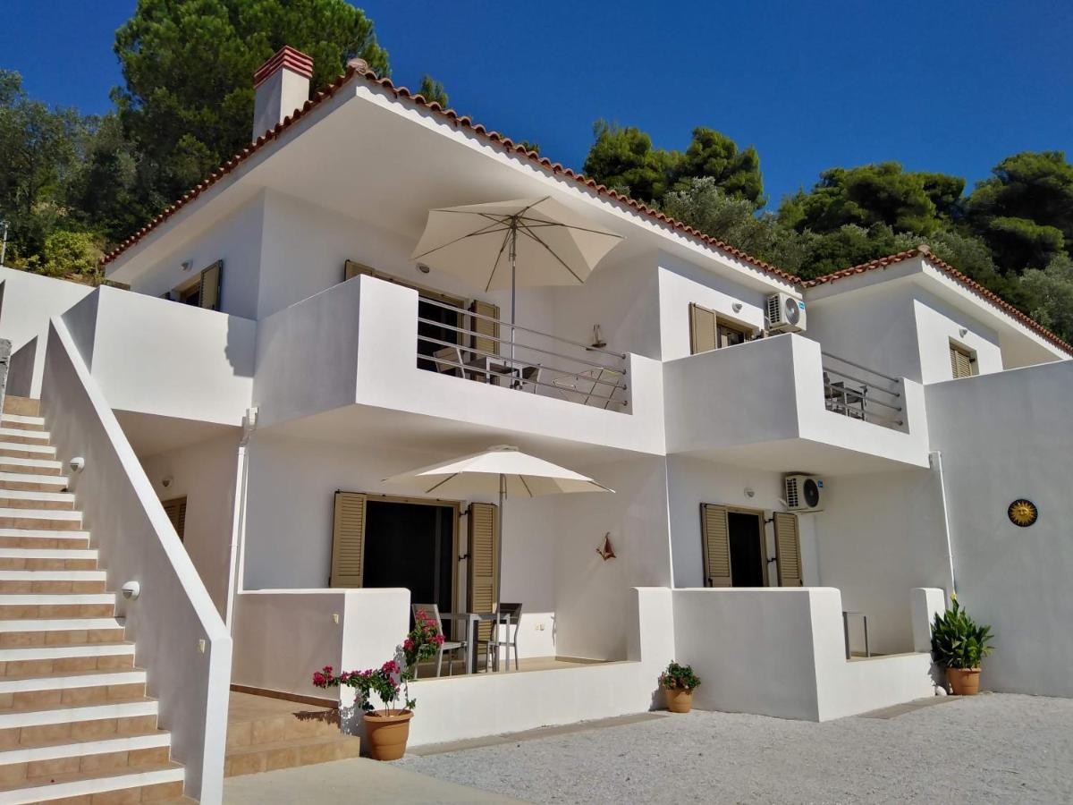 Lagoterra Skiathos Town