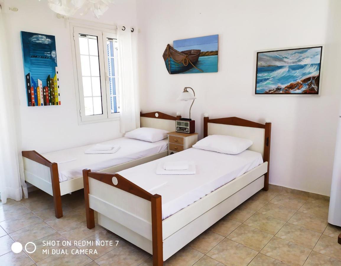 Nesaea * Agios Sostis (Tinos)