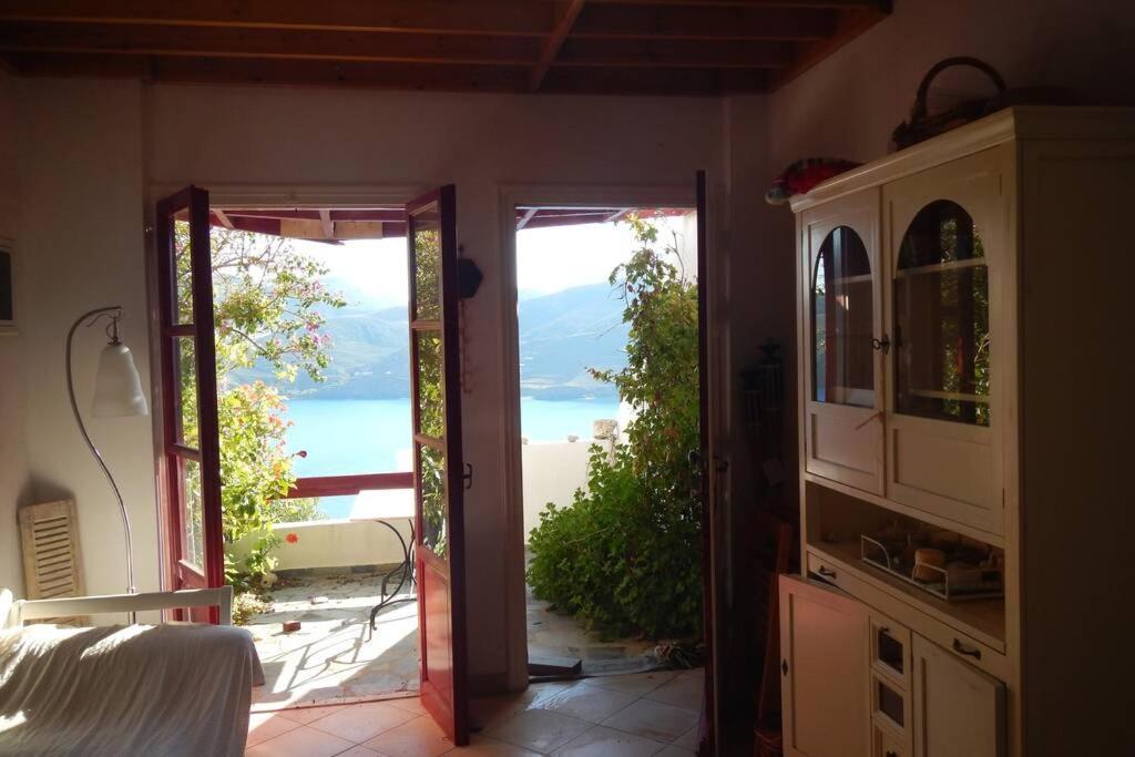 The Red-fish House Apartment Astypalaia