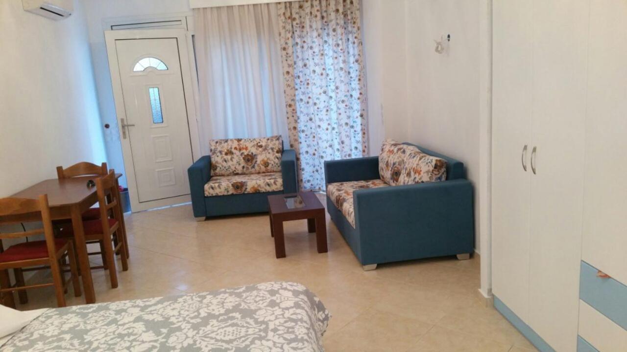 Diamantis Studios *