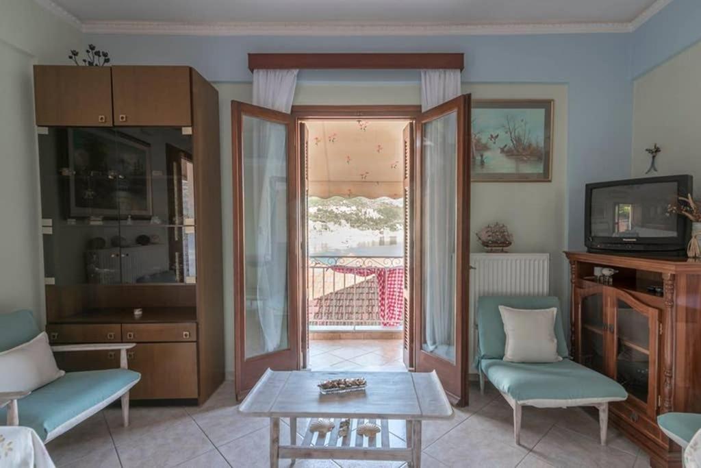 Apartment Yianiskari House
