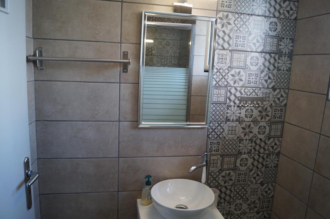 Sea Side Apartment Palaia Fokaia