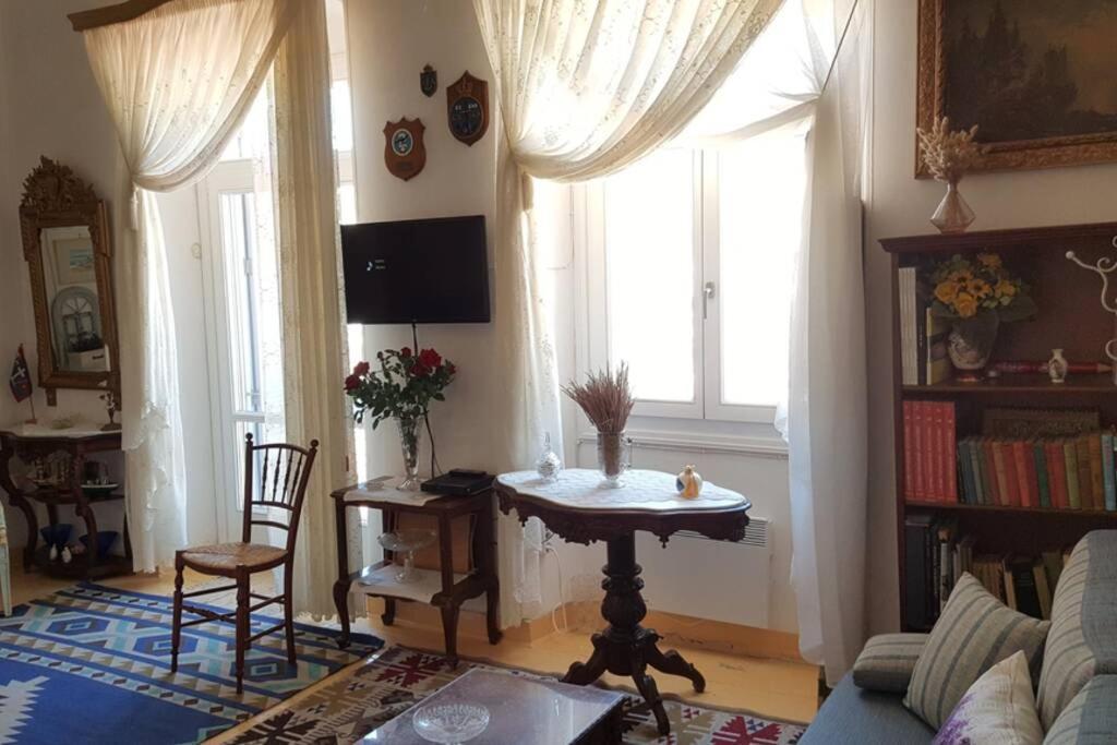 Mansion Alexandri Apartment