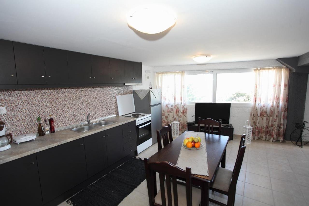 Villa Ariadni Familie House