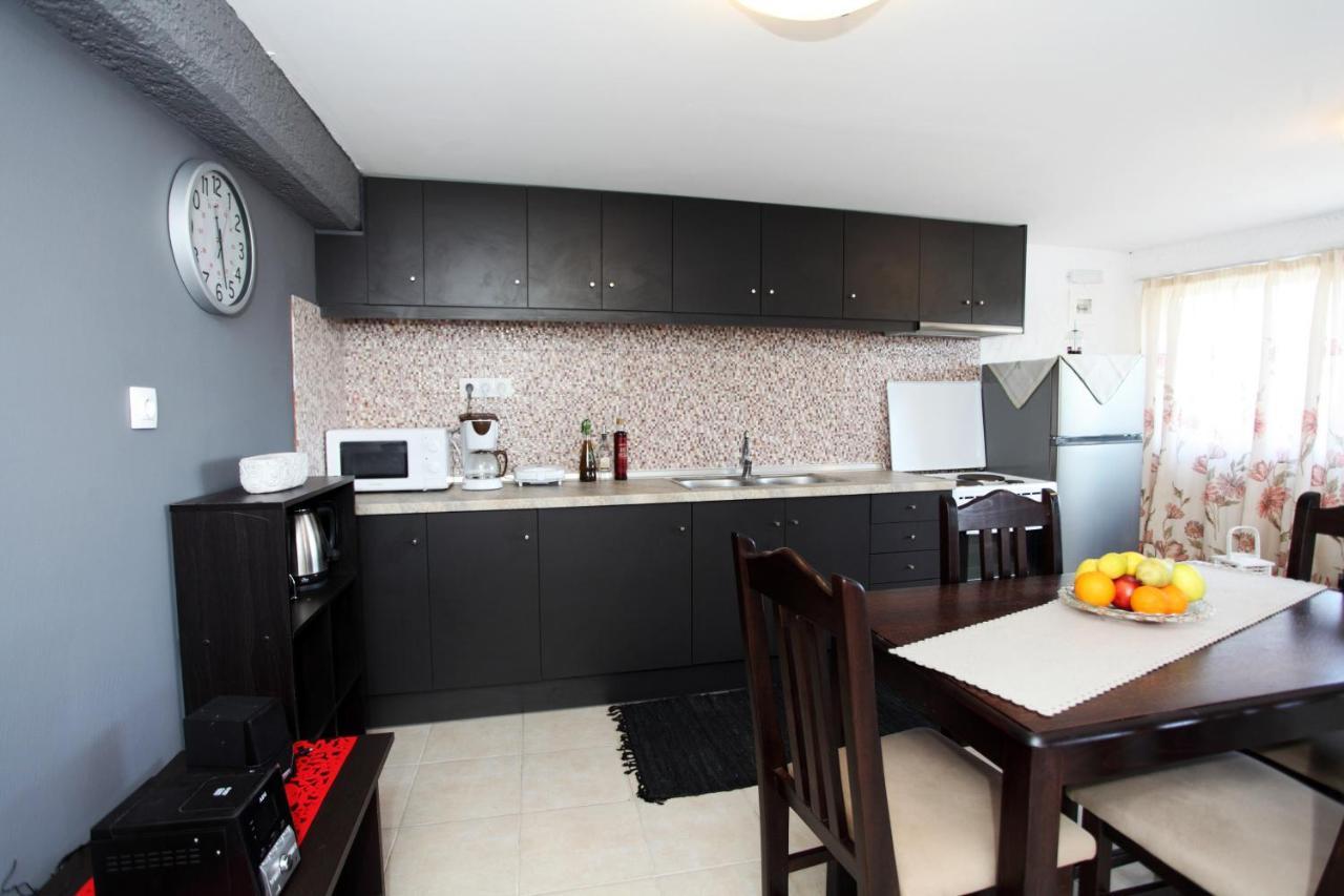 Villa Ariadni Familie House *