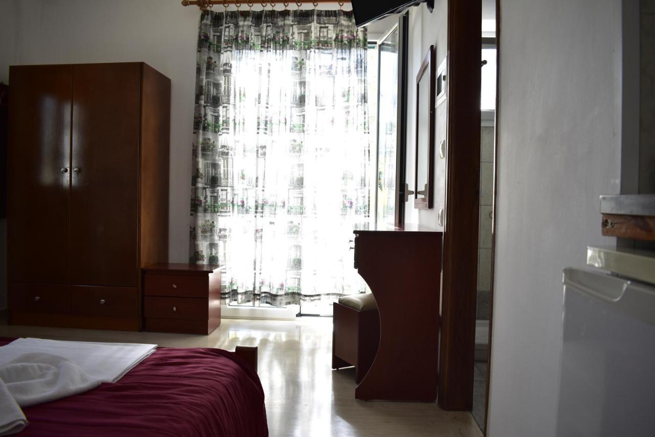 Michalis Place Vasiliki (Lefkada)